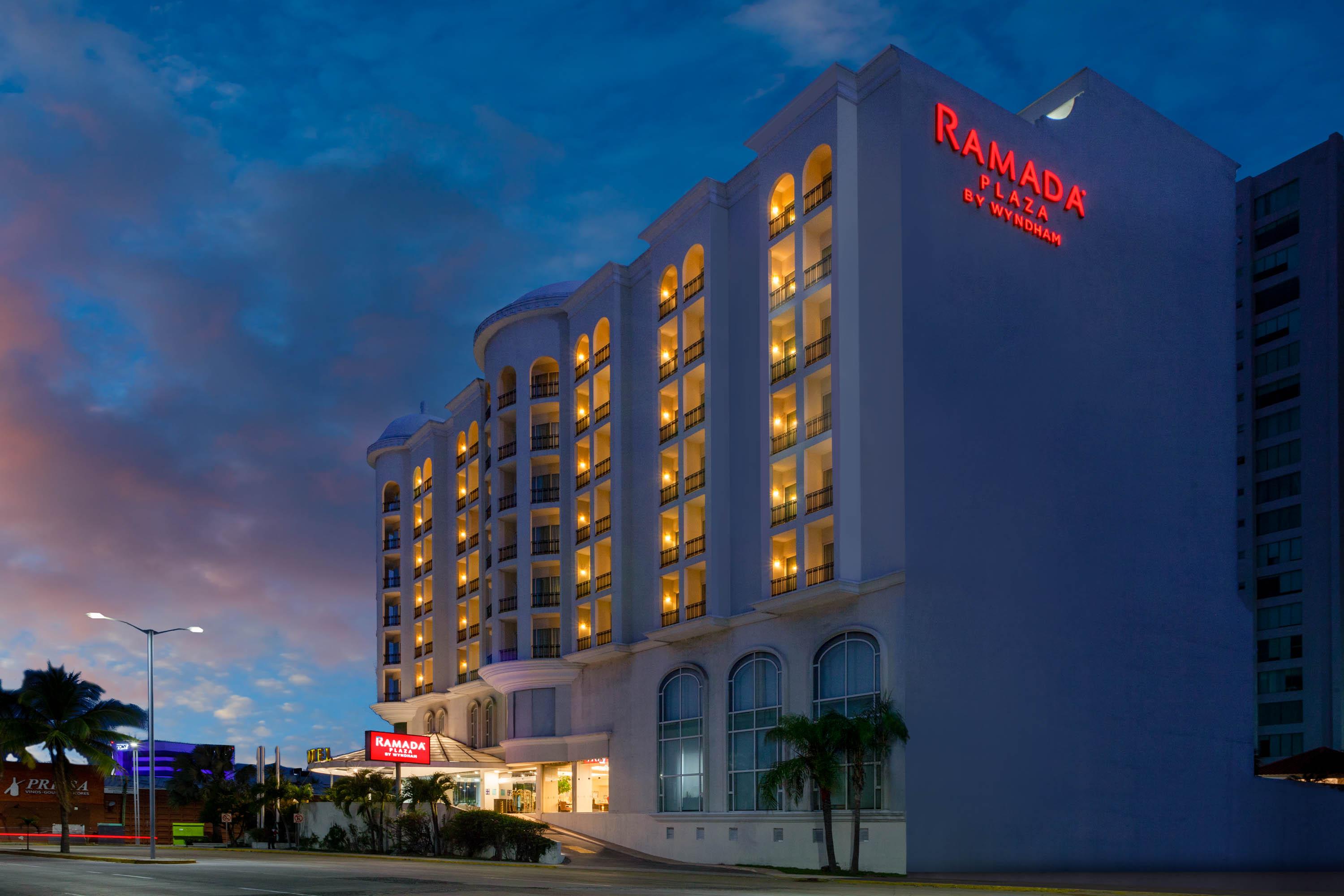 Ramada Plaza By Wyndham Veracruz Boca Del Rio Buitenkant foto