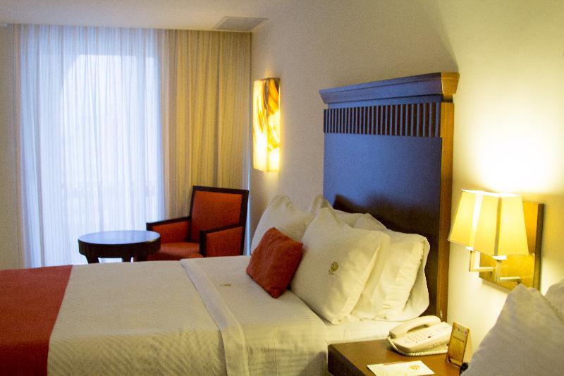 Ramada Plaza By Wyndham Veracruz Boca Del Rio Buitenkant foto